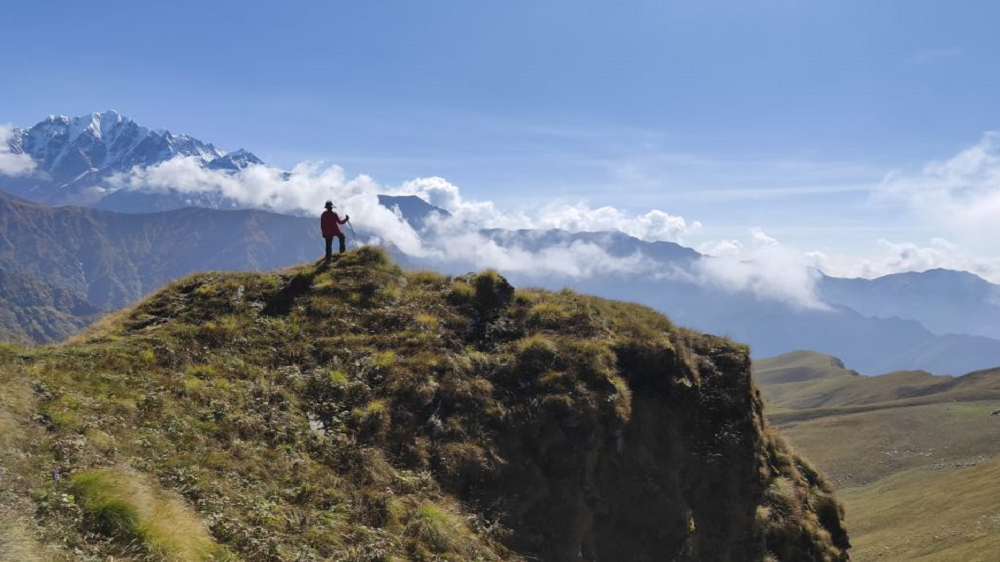 Roopkund-Trek- 870x555